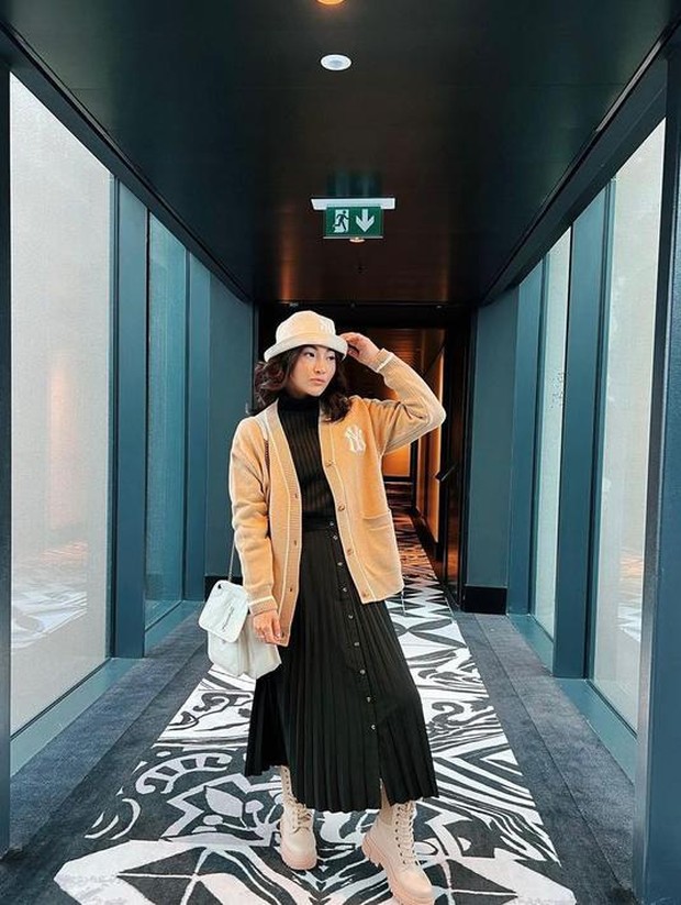 Gaya liburan Sarwendah di Eropa/instagram.com/sarwendah29 Gaya liburan Sarwendah di Eropa/instagram.com/sarwendah29