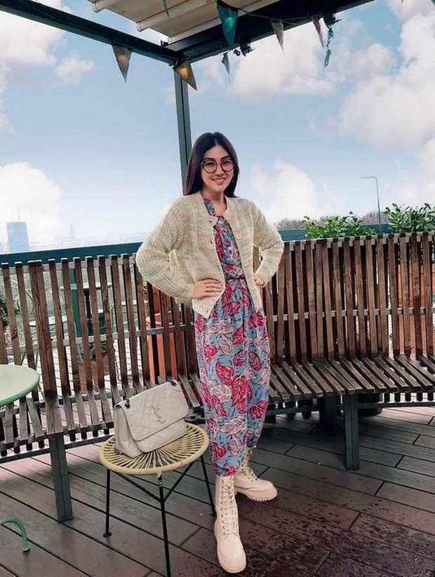 Gaya liburan Sarwendah di Eropa/instagram.com/sarwendah29 Gaya liburan Sarwendah di Eropa/instagram.com/sarwendah29