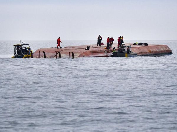 Kapal Kargo Terbalik Usai Tabrakan di Laut Baltik