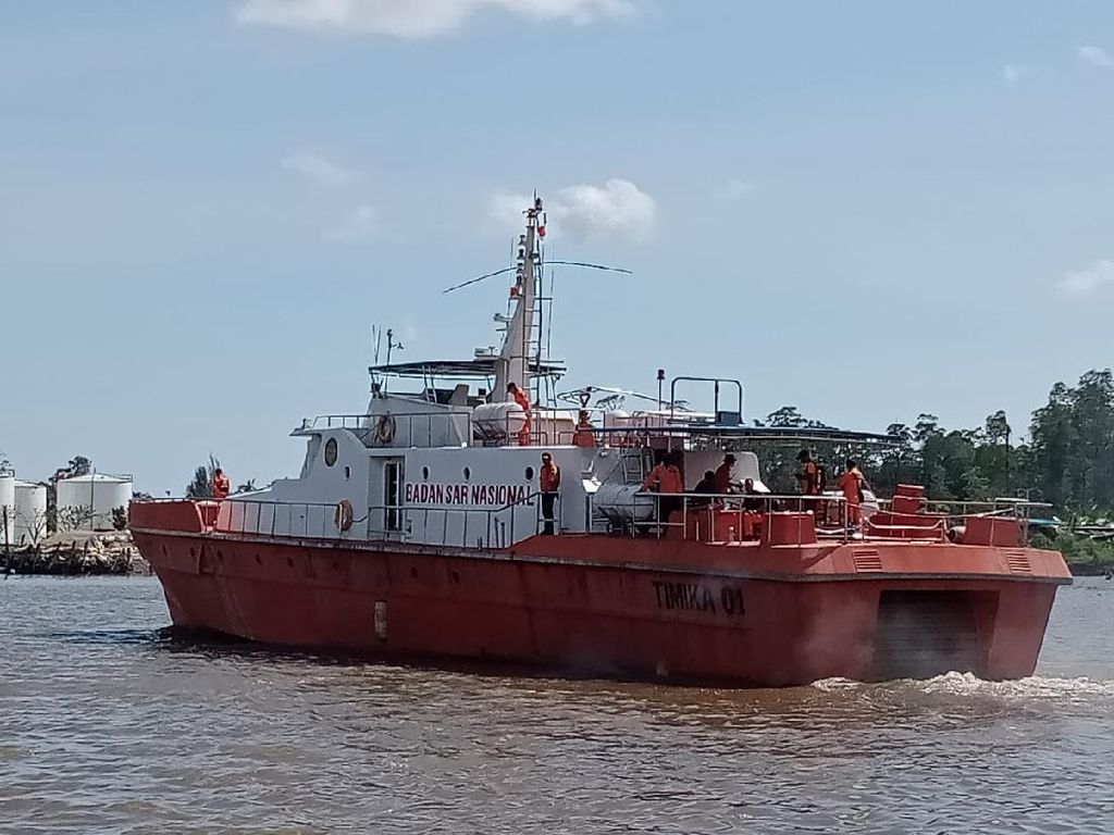 Pencarian Kapal BBM PLN Asmat, Tim SAR Sisir Jalur di Luar Rute Pelayaran