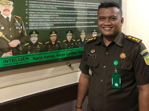 Berkas Tahap I Kasus Kekerasan Seksual Pemilik Sekolah SPI Dikembalikan ke Kejati Berkas Tahap I Kasus Kekerasan Seksual Pemilik Sekolah SPI Dikembalikan ke Kejati