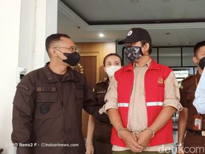 Eks Pejabat PD Pasar Bandung Dieksekusi ke Lapas Sukamiskin Eks Pejabat PD Pasar Bandung Dieksekusi ke Lapas Sukamiskin