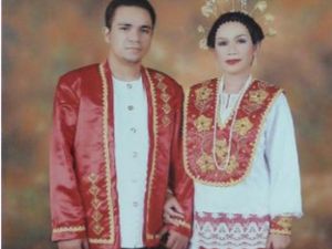 Mengenal 5 Baju Adat Maluku Utara, Ciri Khas dan Penjelasannya Mengenal 5 Baju Adat Maluku Utara, Ciri Khas dan Penjelasannya