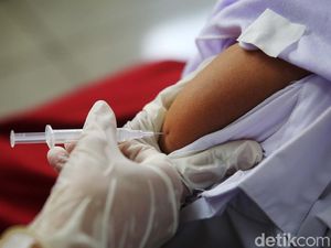 Jadwal Vaksin BIAS dan COVID-19 Berdekatan, Sebaiknya Mana Duluan? Jadwal Vaksin BIAS dan COVID-19 Berdekatan, Sebaiknya Mana Duluan?