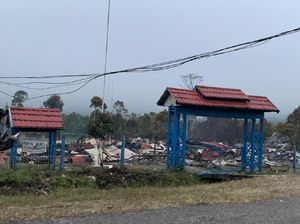 Pembakar SMP di Pegunungan Bintang Teroris KKB Lamek Taplo Pembakar SMP di Pegunungan Bintang Teroris KKB Lamek Taplo