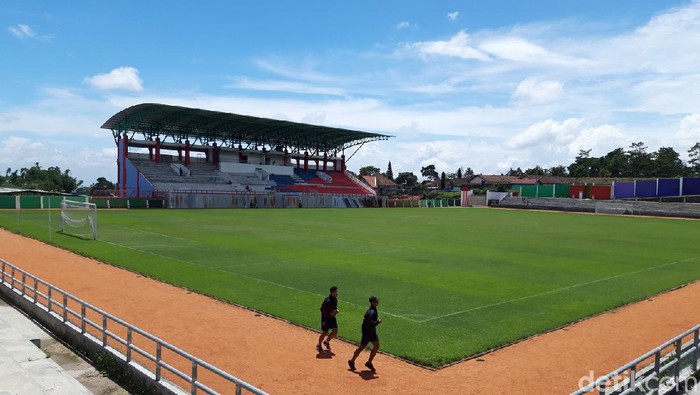 Stadion Kebogiro