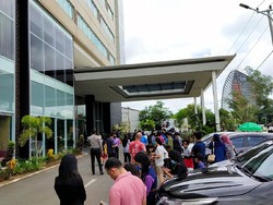 Gempa NTT M 7,4 Terasa di Makassar, Warga Berhamburan ke Luar Gedung