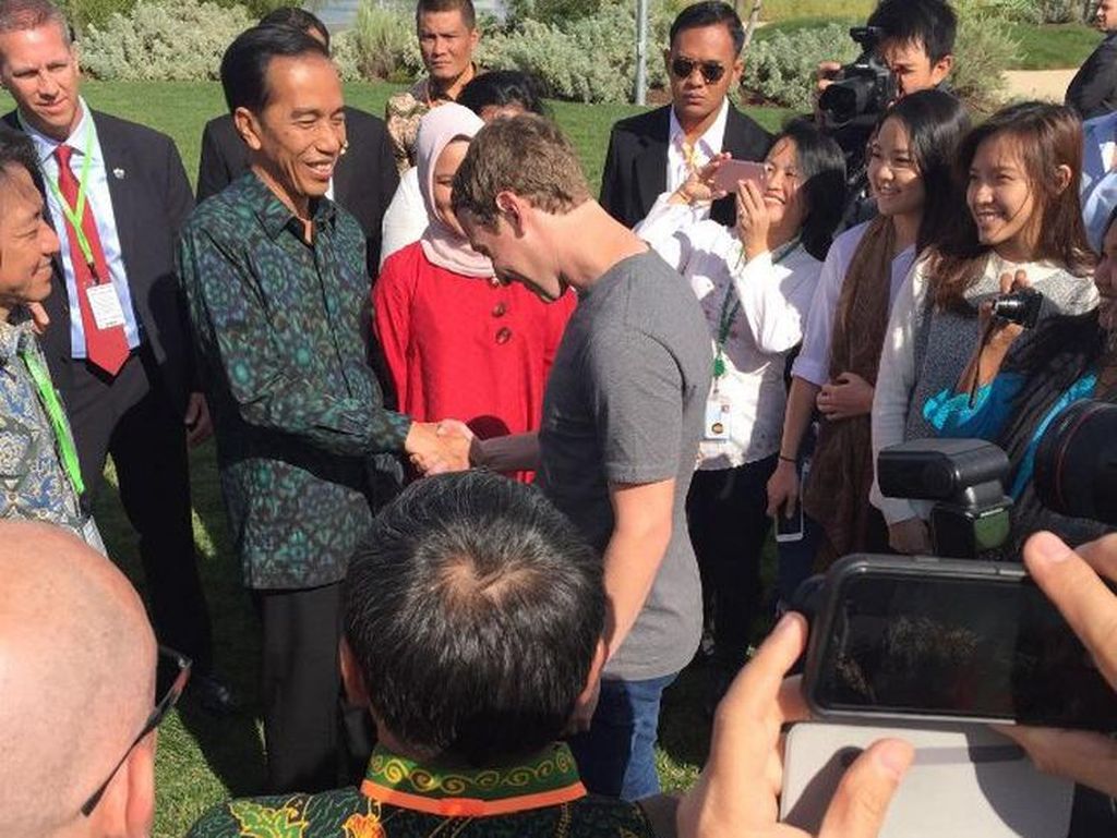 Cerita Jokowi Dibisiki Mark Zuckerberg soal Metaverse