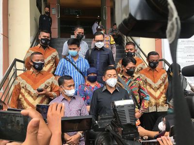 Faisal dan Doddy Sudrajat, Besan tapi Seperti Tak Saling Kenal