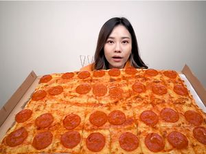 Jessica Jane, YouTuber yang Hobi Bikin Challenge Makanan dan Mukbang Drive Thru