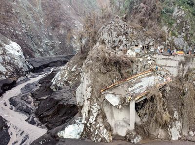Kondisi Jembatan Gladak Perak yang Putus Tersapu Lahar Semeru