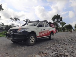 Mitsubishi Turunkan 2 Pick Up Triton, Tembus Area Bencana Gunung Semeru