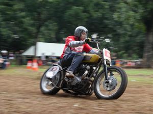 Seru! Motor Klasik Balapan di Tanah Berumput, BBMC Indonesia Raih Dua Podium