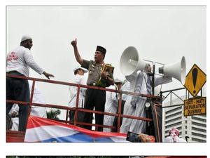 Munarman Cantumkan Foto Jokowi-Firli Bahuri Saat Aksi 212 2016 di Eksepsi Munarman Cantumkan Foto Jokowi-Firli Bahuri Saat Aksi 212 2016 di Eksepsi