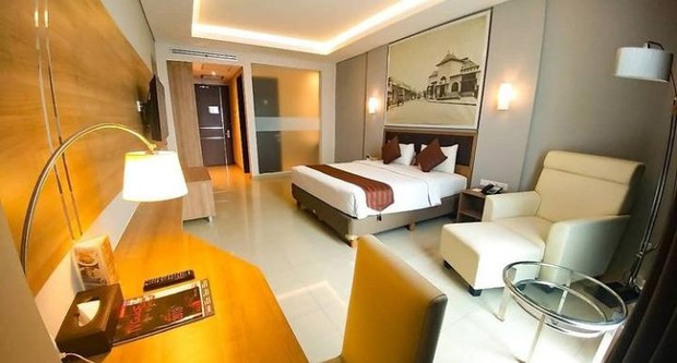 Pasar Baru Square Hotel/foto: instagram.com/pasarbarusquarehotel Pasar Baru Square Hotel Bandung terletak di kawasan Pasar Baru