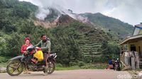 Pemukiman di Batang Ini Berdampingan dengan Kawah Aktif