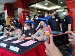 Ekspresi Tenang Rizky Nazar: Baik-baik