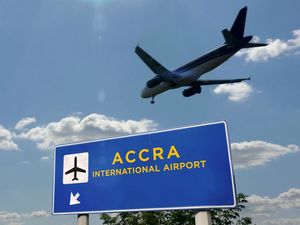 Denda Rp 50 Juta Menanti Maskapai yang Bawa Penumpang Belum Divaksin Denda Rp 50 Juta Menanti Maskapai yang Bawa Penumpang Belum Divaksin