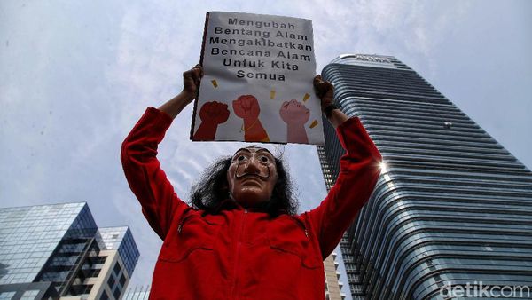 Geng Money Heist Geruduk JPO Sudirman, Ada Apa?