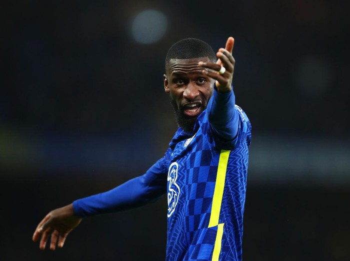 LONDON, ENGLAND - DECEMBER 11: Antonio Ruediger of Chelsea reacts during the Premier League match between Chelsea and Leeds United at Stamford Bridge on December 11, 2021 in London, England. (Photo by Marc Atkins/Getty Images)