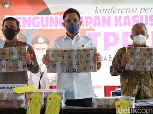 Bareskrim Pamerkan Duit Rp 338 M Hasil Pencucian Uang Narkoba