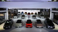Toyota Ngamuk, Pamer 16 Mobil Listrik Baru