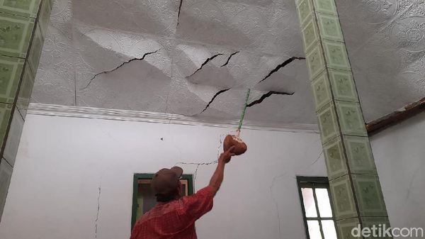 Begini Dampak Kerusakan Tanah Gerak di Bajarnegara