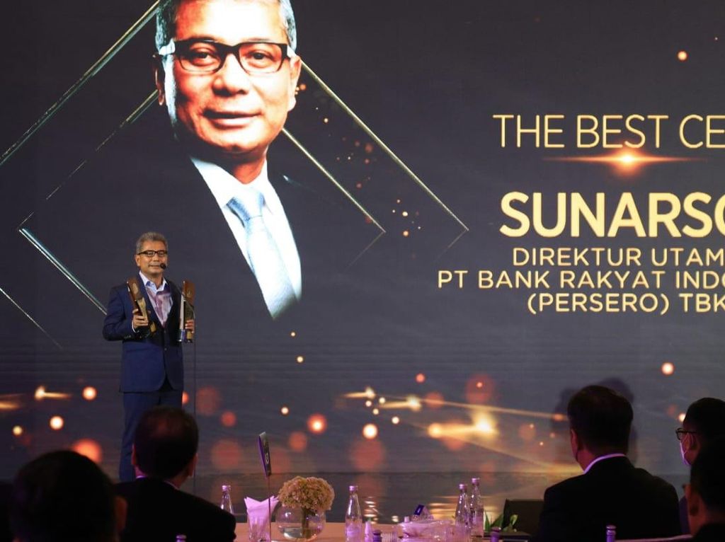 Bos BRI Dinobatkan CEO Terbaik Versi CNBC Indonesia Award 2021