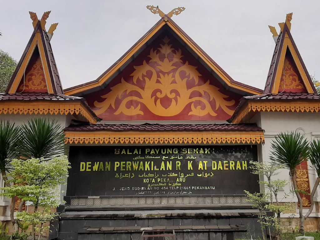 Surat Pemecatan Hamdani Dikembalikan, BK DPRD Pekanbaru: Gubernur Keliru