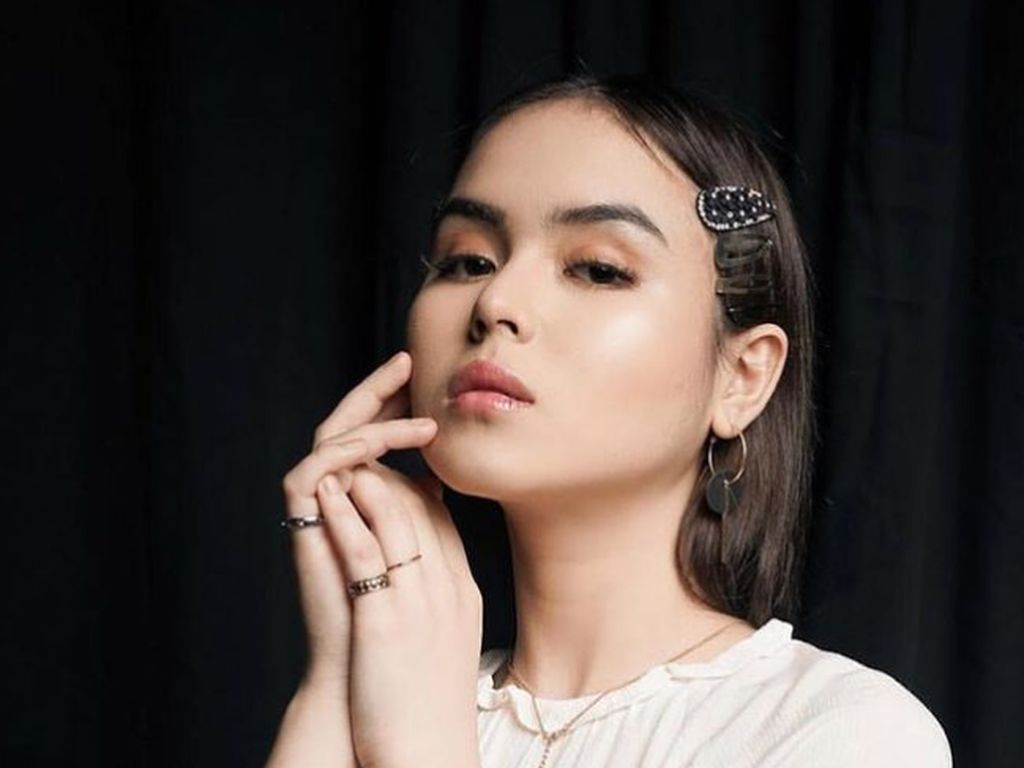 Laura Meninggal, Rapper Viral Buat Lagu dengan Pesan Menohok untuk Gaga Laura Meninggal, Rapper Viral Buat Lagu dengan Pesan Menohok untuk Gaga