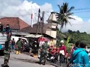 Gunung Semeru Kembali Erupsi, Terjadi Guguran Lahar Besar