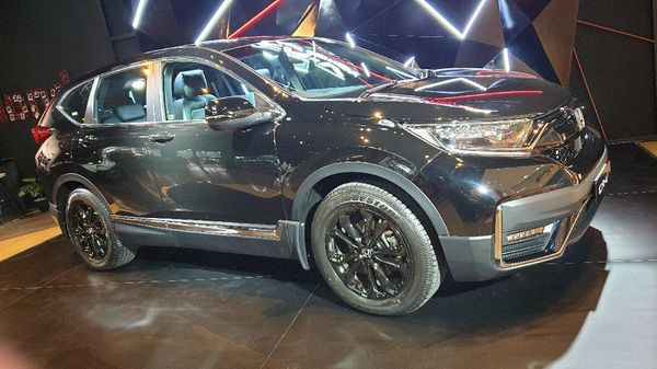 Lihat dari Dekat Gaharnya Honda CR-V Black Edition