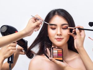 5 Tren Make Up yang Diprediksi Bakal Booming di Tahun 2022