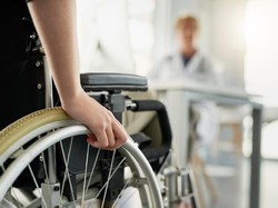 Tubuh Lumpuh gegara Menguap Terlalu Lebar