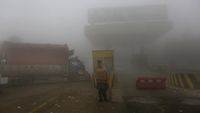 Kabut Tebal Selimuti Kota Paling Tercemar Ketiga di Dunia
