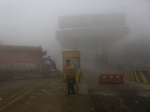 Kabut Tebal Selimuti Kota Paling Tercemar Ketiga di Dunia