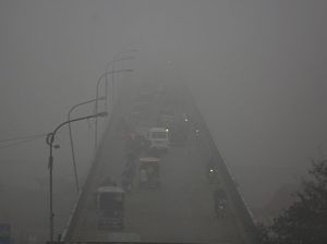 Kabut Asap di New Delhi Capai Level Berbahaya!