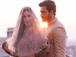 Pose Perdana Katrina Kaif dan Vicky Kaushal Usai Menikah