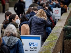Rekor Lagi! Inggris Catat 122 Ribu Kasus Baru dalam 24 Jam