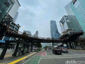 Pelican Crossing Dihilangkan Usai JPO Kapal Pinisi Sudirman Dibuka Pelican Crossing Dihilangkan Usai JPO Kapal Pinisi Sudirman Dibuka