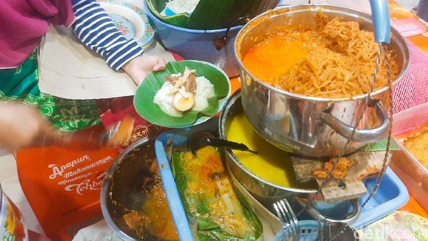 Gurih Mlekoh Nasi Ayam Bu Pini di Semarang Seharga Rp 10 Ribuan