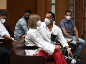 Ternyata Ini Alasan Ardi Bakrie Pakai Sabu Ternyata Ini Alasan Ardi Bakrie Pakai Sabu