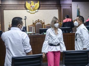 Nia Ramadhani Tampil Fresh di Sidang Narkoba, Apa Sih Rahasianya? Nia Ramadhani Tampil Fresh di Sidang Narkoba, Apa Sih Rahasianya?
