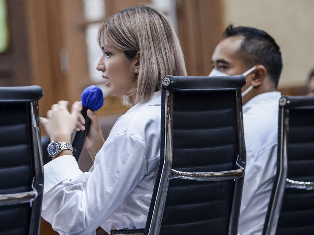 Nia Ramadhani Belajar Pakai Sabu dari Teman Artis, Siapa? Nia Ramadhani Belajar Pakai Sabu dari Teman Artis, Siapa?