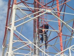 I Love You dari Mantan Batalkan Bunuh Diri Remaja Probolinggo yang Panjat Tower