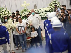 Tanggapan Keluarga Laura Anna soal Ayah Gaga Datang Melayat