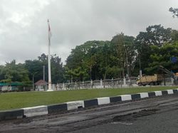 Proyek Aspal Rp 2 Miliar di Rumdin Gubsu Dimulai Meski Ramai Dikritik