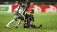 Persis tak bisa menyamakan kedudukan lagi sampai akhir pertandingan. Skor 4-3 bertahan untuk kemenangan Rans Cilegon.