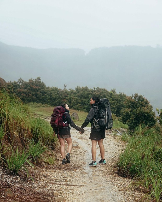 Gunung Papandayan yang ramah bagi para pendaki pemula.