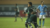 PSMS memperkecil keadaan satu menit sebelum waktu normal habis via gol Fiwi Dwipan. Pertandingan tuntas untuk kemenangan Sulut United 2-1.